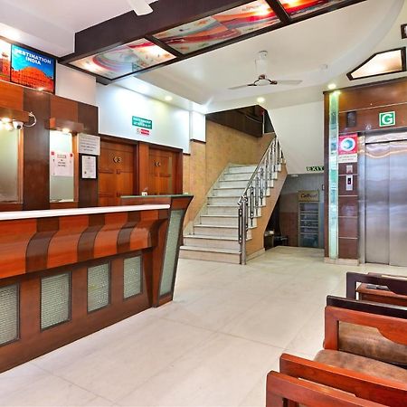 Hotel Aster Inn New Delhi Exterior photo