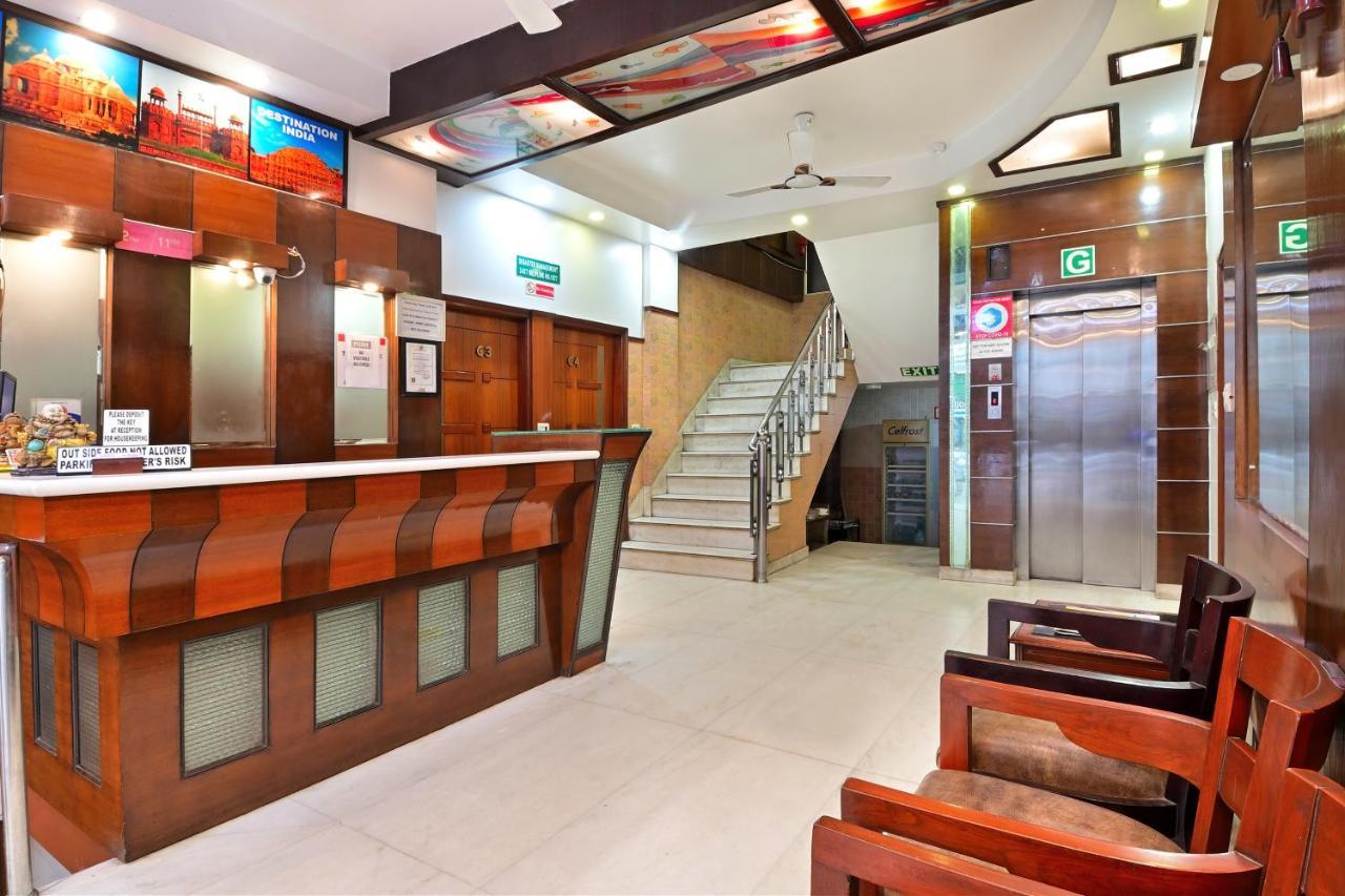 Hotel Aster Inn New Delhi Exterior photo
