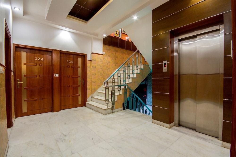 Hotel Aster Inn New Delhi Exterior photo