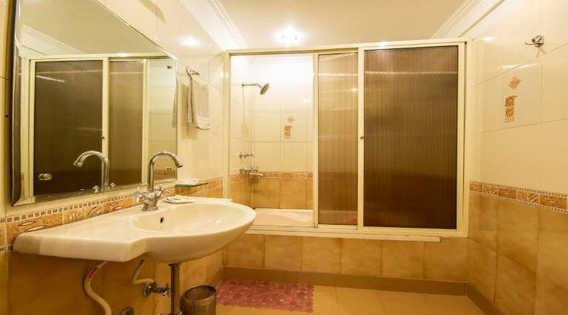 Hotel Aster Inn New Delhi Exterior photo